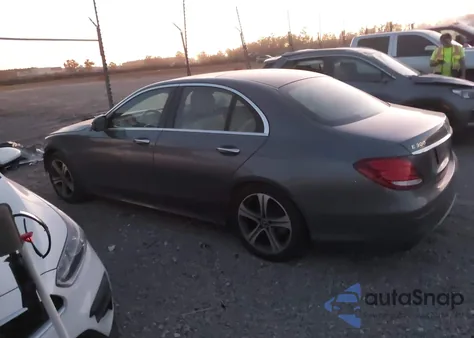 2019 Mercedes-Benz E 300 from USA, damaged, VIN WDDZF4JB4KA584158